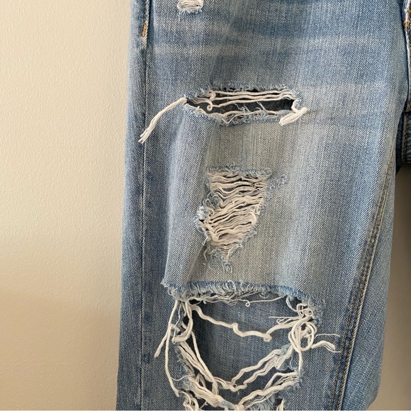 American Eagle Outfitters Women’s Mid-rise Distressed Tom Girl Jeans Light Wash - Picture 7 of 14